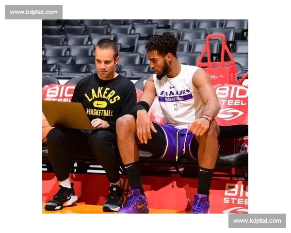 体育赛事关键瞬间全面解析与赛后表现深度复盘思路